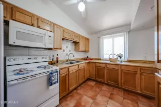 Photo #2: 7000629 Listing 