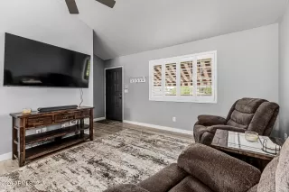 Photo #5: 7000682 Listing 