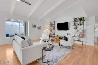 Photo #4: 7000753 Listing 