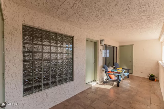 MLS: 7000842 Condo For Sale