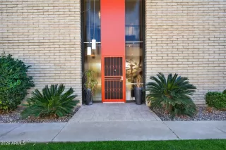 Photo #1: 7000946 Listing 