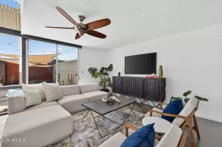 Photo #6: 7000946 Listing 