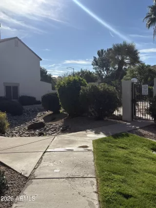 Photo #5: 7001185 Listing 