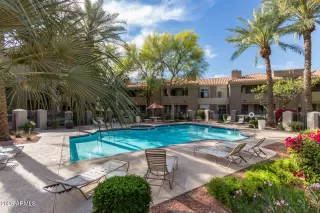 Photo #4: 7001449 Listing 