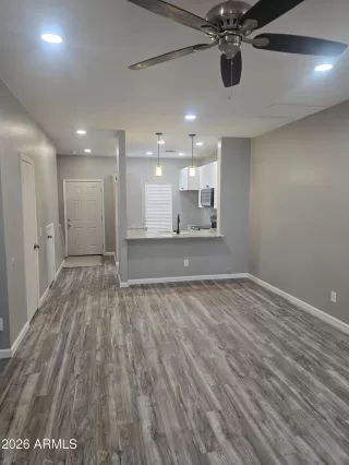 Photo #3: 7001660 Listing