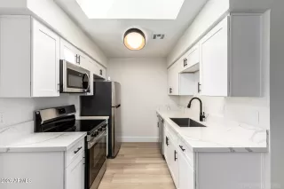 More Details about MLS # 7001678 : 522 W BLACKHAWK DRIVE 3#3