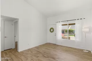 Photo #4: 7001761 Listing 