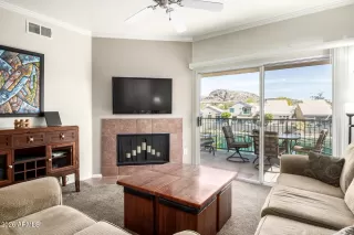 Photo #6: 7001883 Listing