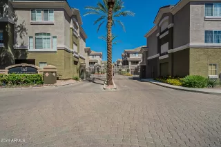 Photo #2: 7001934 Listing