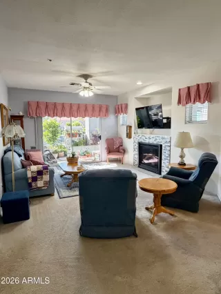 Photo #4: 7001975 Listing 