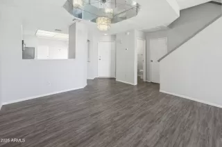 Photo #6: 7002023 Listing