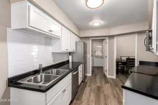 Photo #1: 7002195 Listing 
