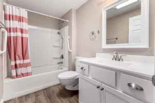 Photo #3: 7002195 Listing 