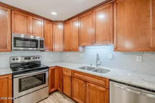 Photo #4: 7002311 Listing 