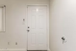 Photo #3: 7002404 Listing