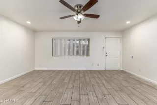 Photo #6: 7002404 Listing