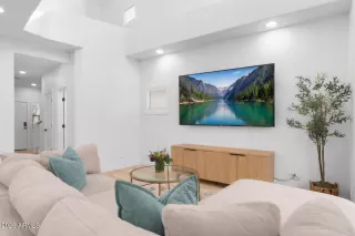 Photo #3: 7002531 Listing 