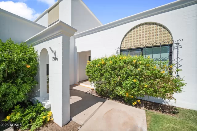 MLS: 7002632 Condo For Sale