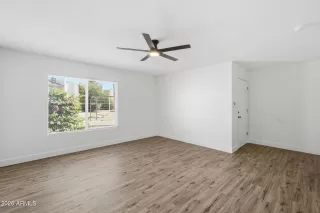 Photo #4: 7002666 Listing 