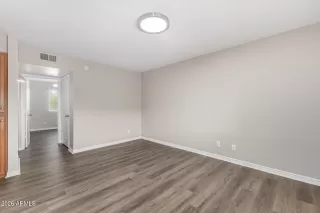 Photo #4: 7002749 Listing