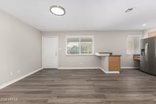 Photo #5: 7002749 Listing