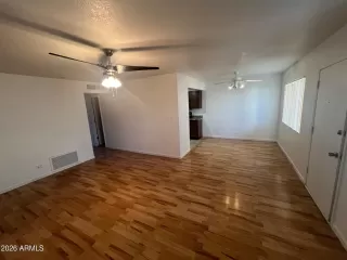 Photo #6: 7002816 Listing 