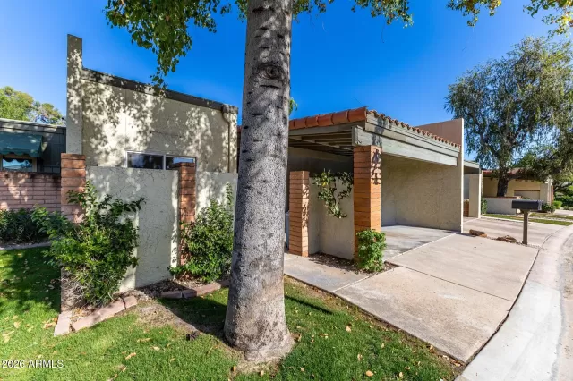 MLS: 7002850 Condo For Sale