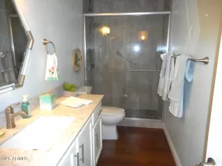 Photo #5: 7002900 Listing 