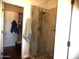 Photo #6: 7002900 Listing 