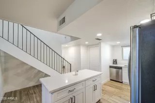 Photo #1: 7002951 Listing 