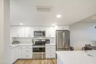 Photo #3: 7002951 Listing 