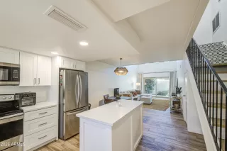 Photo #4: 7002951 Listing 