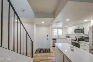 Photo #6: 7002951 Listing 