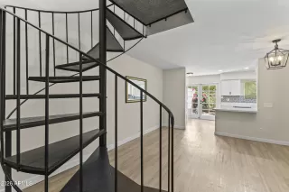 Photo #6: 7003136 Listing 