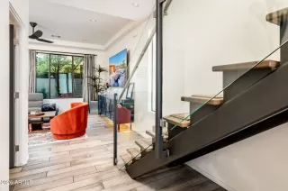 Photo #2: 7003256 Listing 