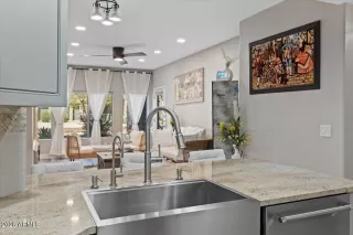 Photo #5: 7003333 Listing 