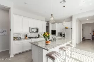 Photo #2: 7003428 Listing