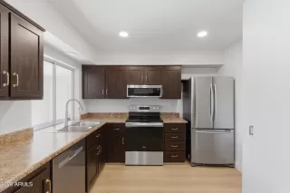 Photo #1: 7003626 Listing