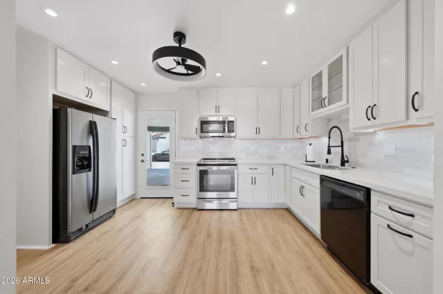 MLS: 7003724 Condo For Sale