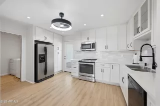 Photo #3: 7003724 Listing