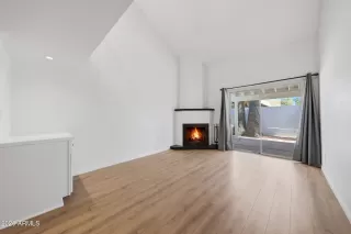 Photo #5: 7003724 Listing