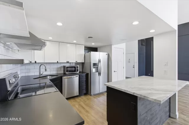 MLS: 7003834 Condo For Sale