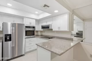 Photo #3: 7003874 Listing