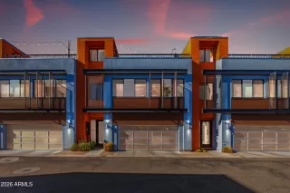 More Details about MLS # 7004096 : 2740 E ROMA AVENUE