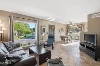 Photo #5: 7004251 Listing 