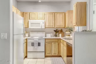 Photo #3: 7004414 Listing