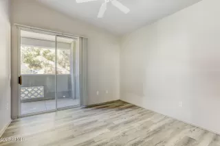 Photo #6: 7004414 Listing