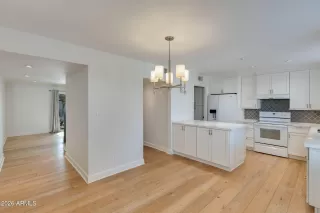 Photo #2: 7004582 Listing 