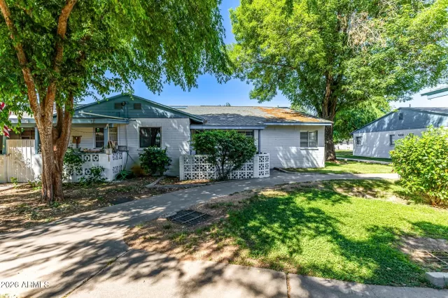 MLS: 7004640 Condo For Sale