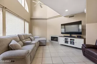 Photo #5: 7004650 Listing